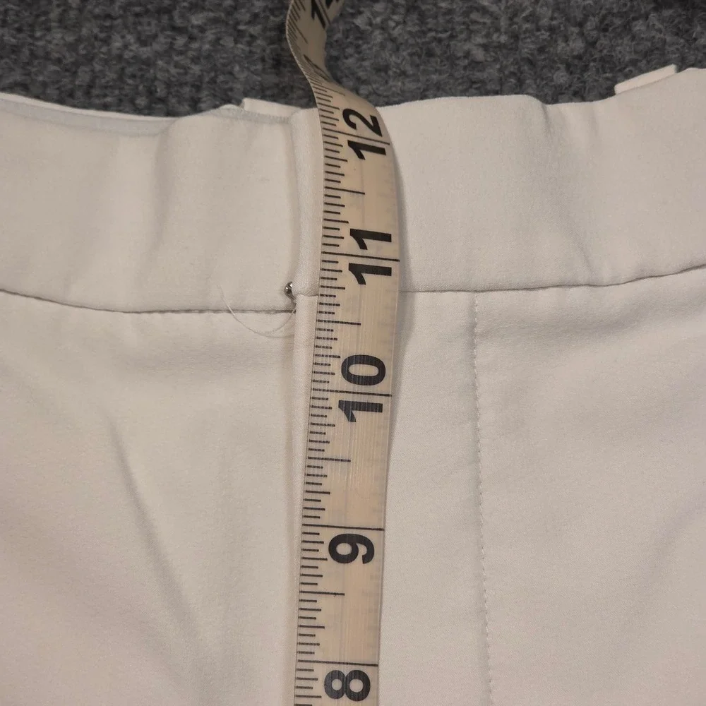 Nike Golf Mens Shorts White Performance Flat Front Size 38 Active Dri Fit Resort